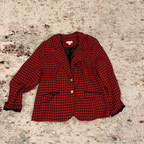 Joan Rivers Red & Black Houndstooth Blazer with Gold Buttons - Picture 7 of 8